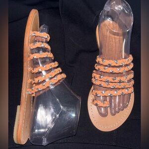 New Beautiful Anthropologie Thong Sandal Sz7